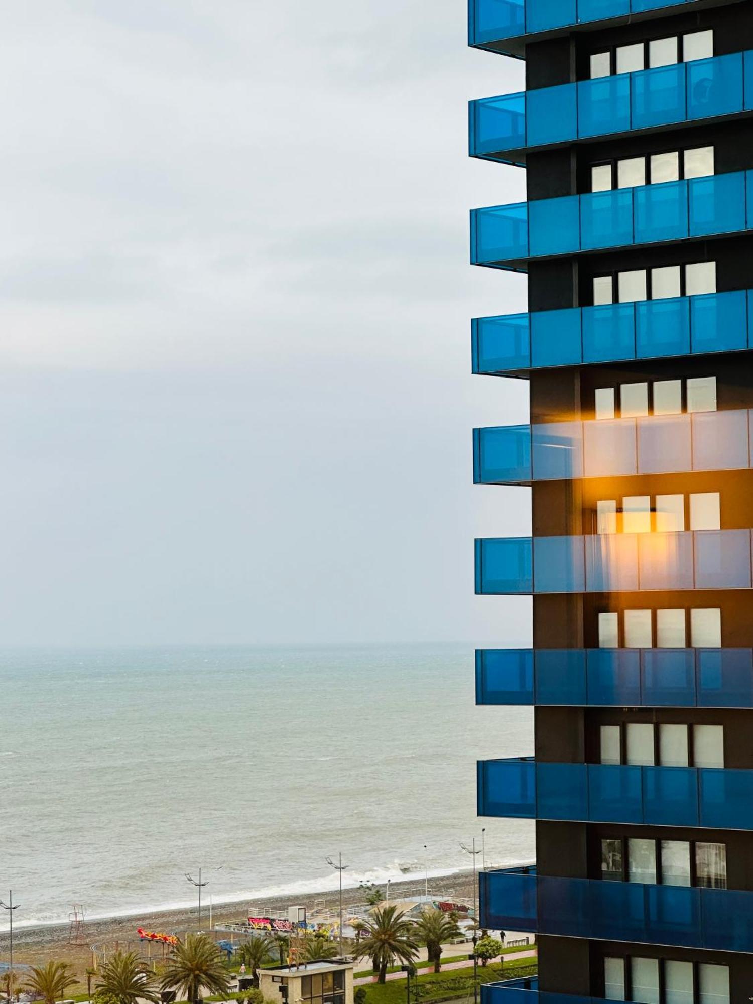 New Orbi Batumi Hotell Eksteriør bilde