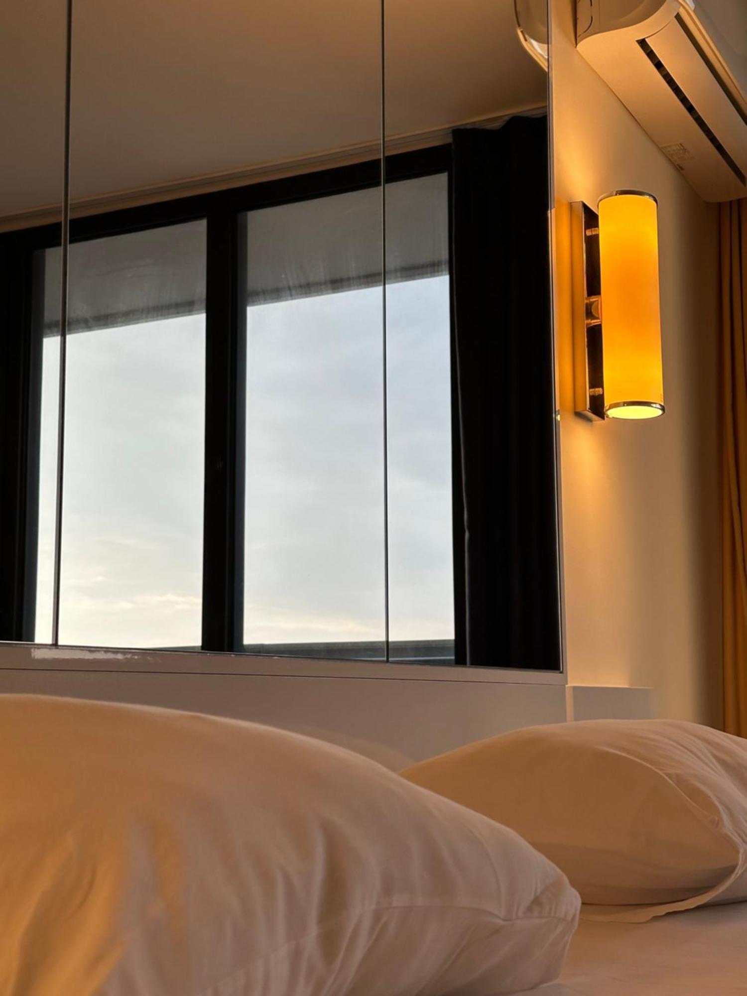 New Orbi Batumi Hotell Eksteriør bilde
