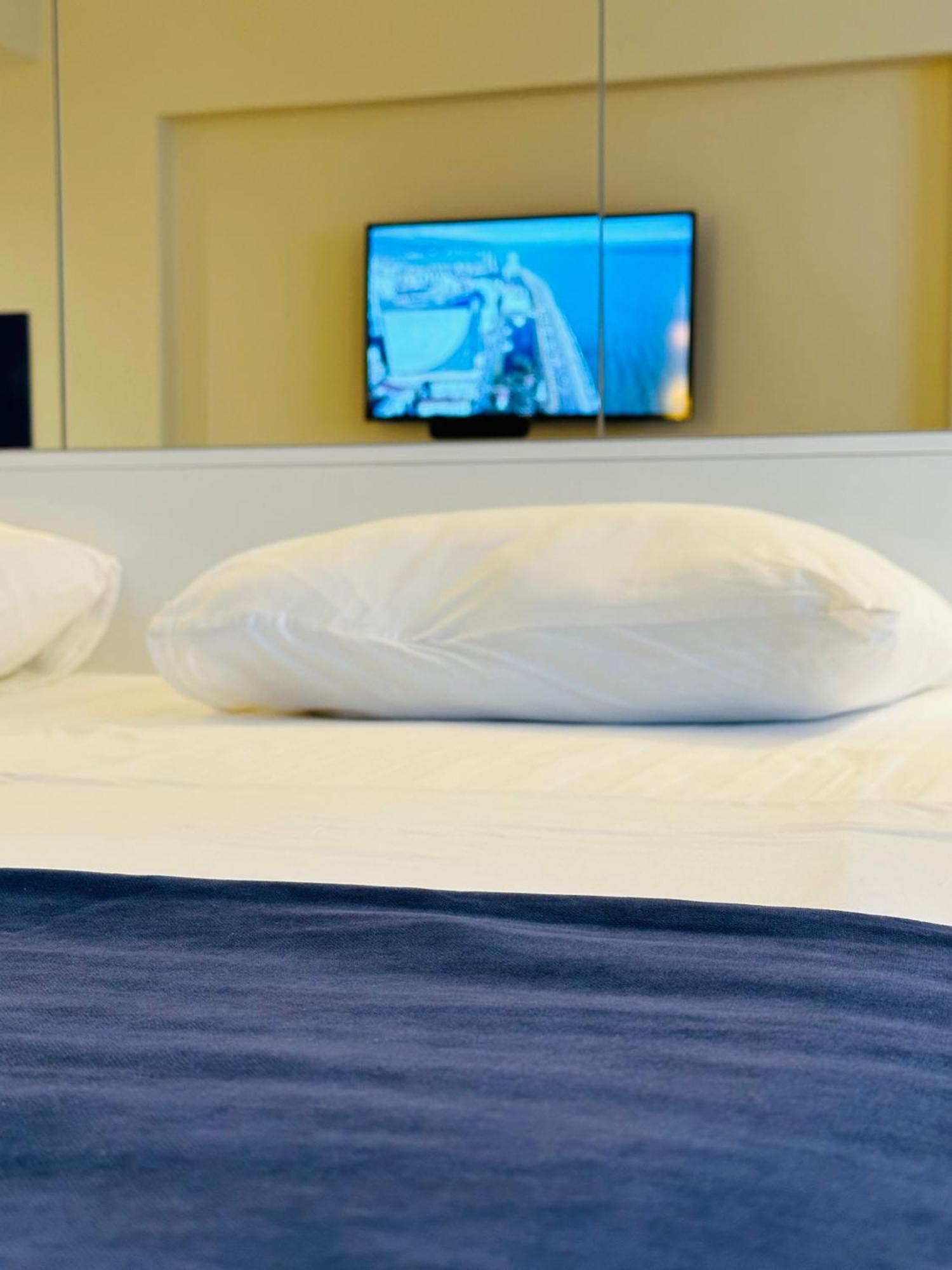 New Orbi Batumi Hotell Eksteriør bilde