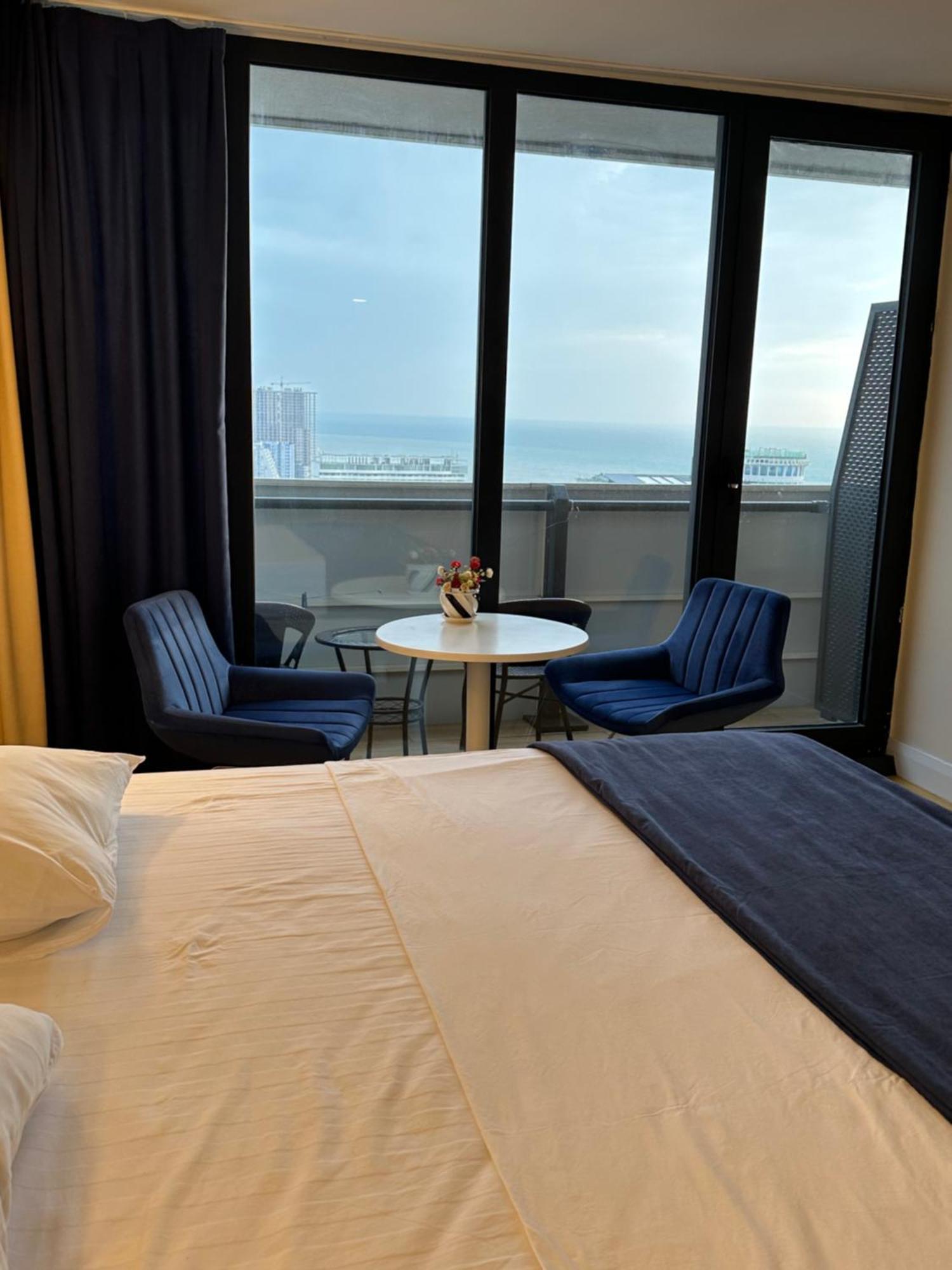 New Orbi Batumi Hotell Eksteriør bilde