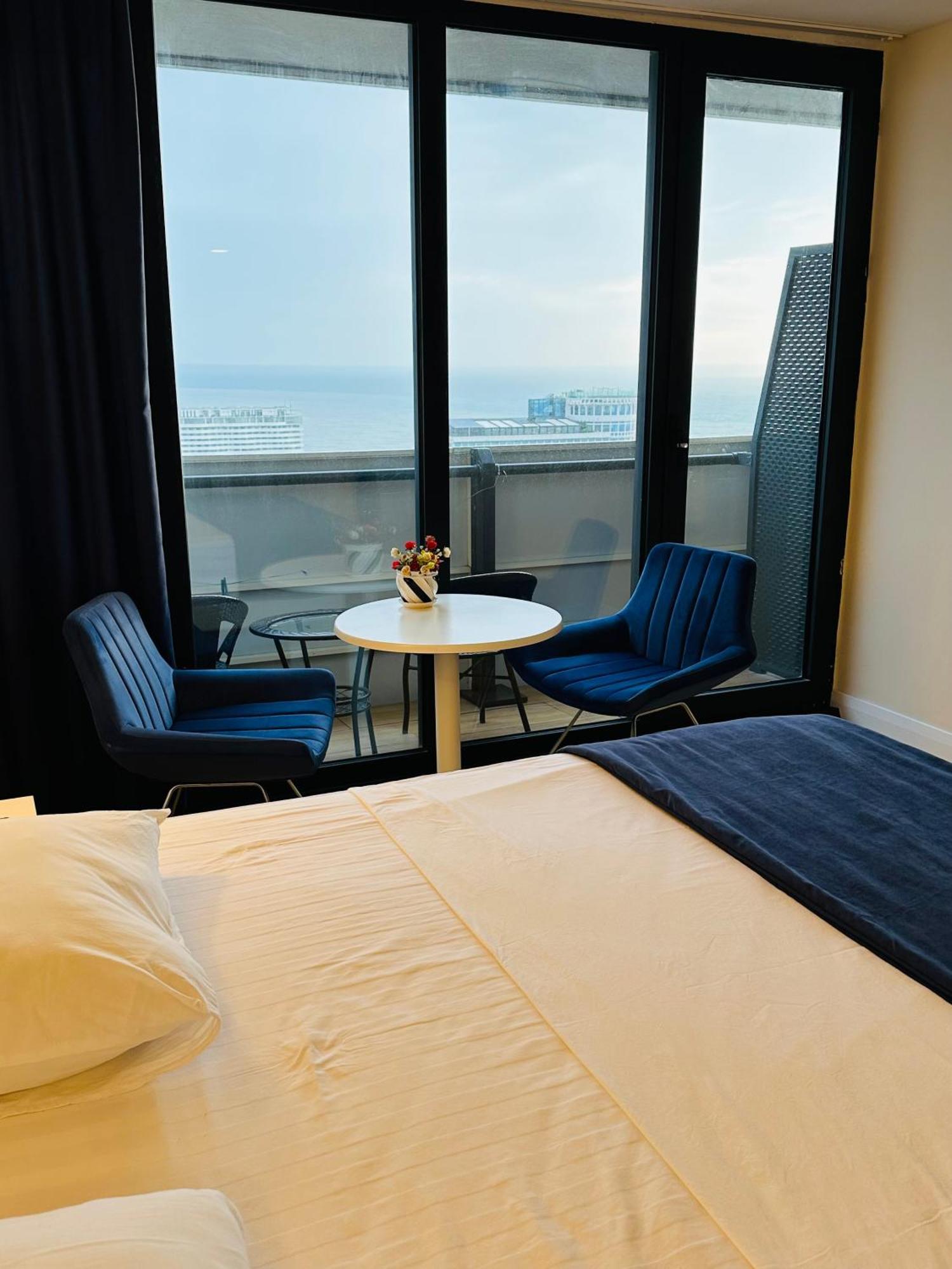New Orbi Batumi Hotell Eksteriør bilde